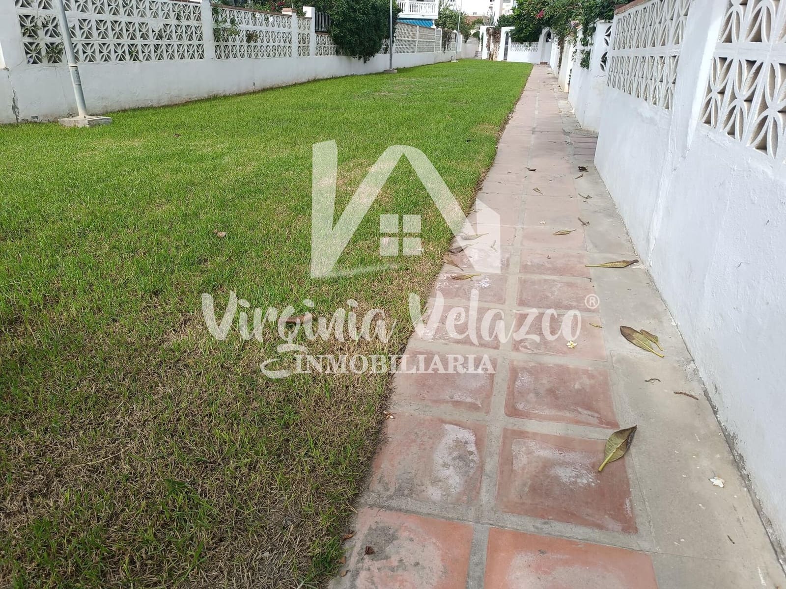 3 sypialnia Dom szeregowy na sprzedaż w Torre de Benagalbon z garażem - 625 000 € (Ref: 10059483)
