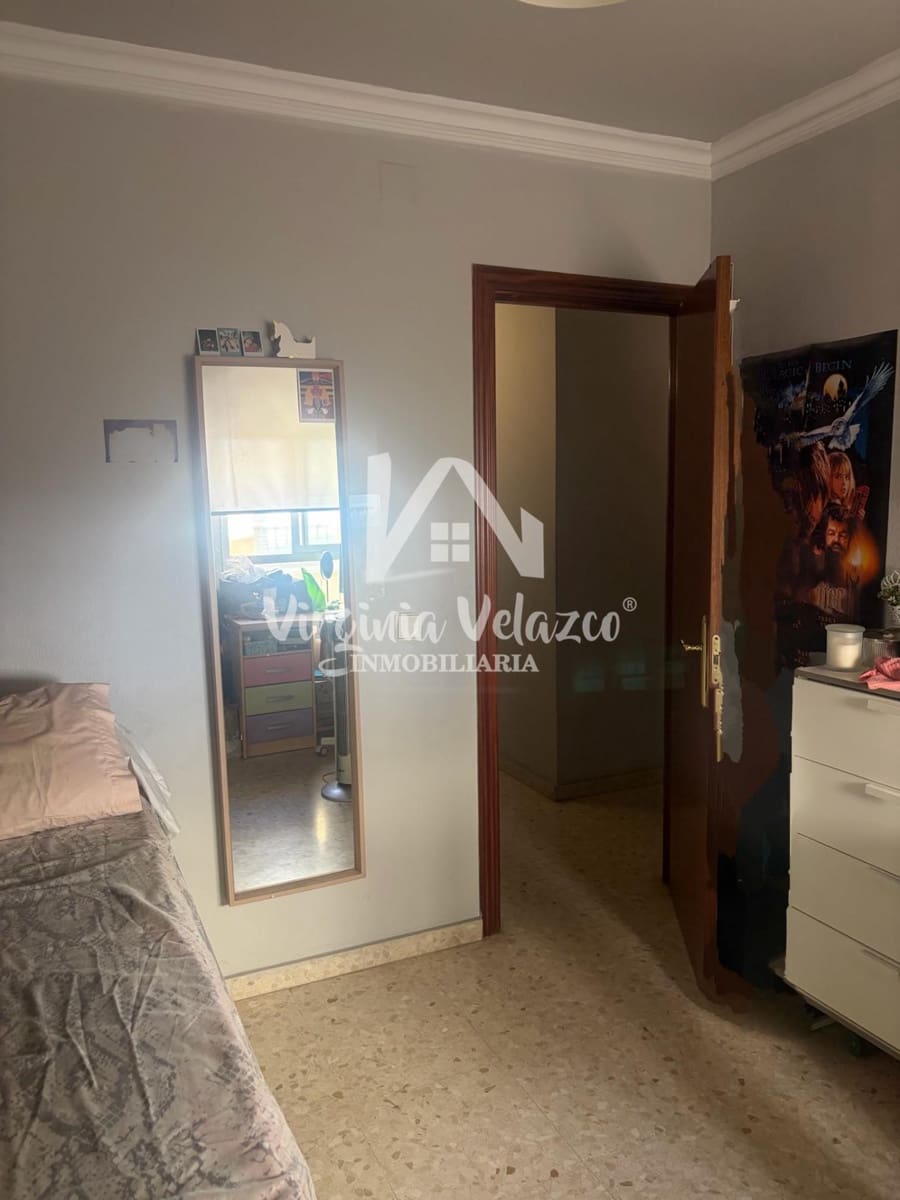 4 soverom Penthouse til salgs i Malaga by med garasje - € 530 000 (Ref: 10081242)