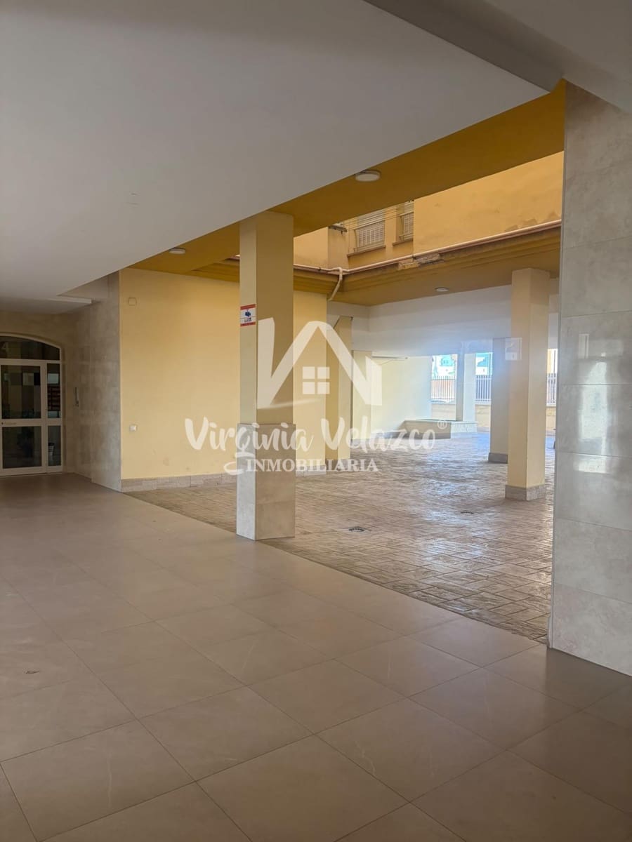 4 soverom Penthouse til salgs i Malaga by med garasje - € 530 000 (Ref: 10081242)