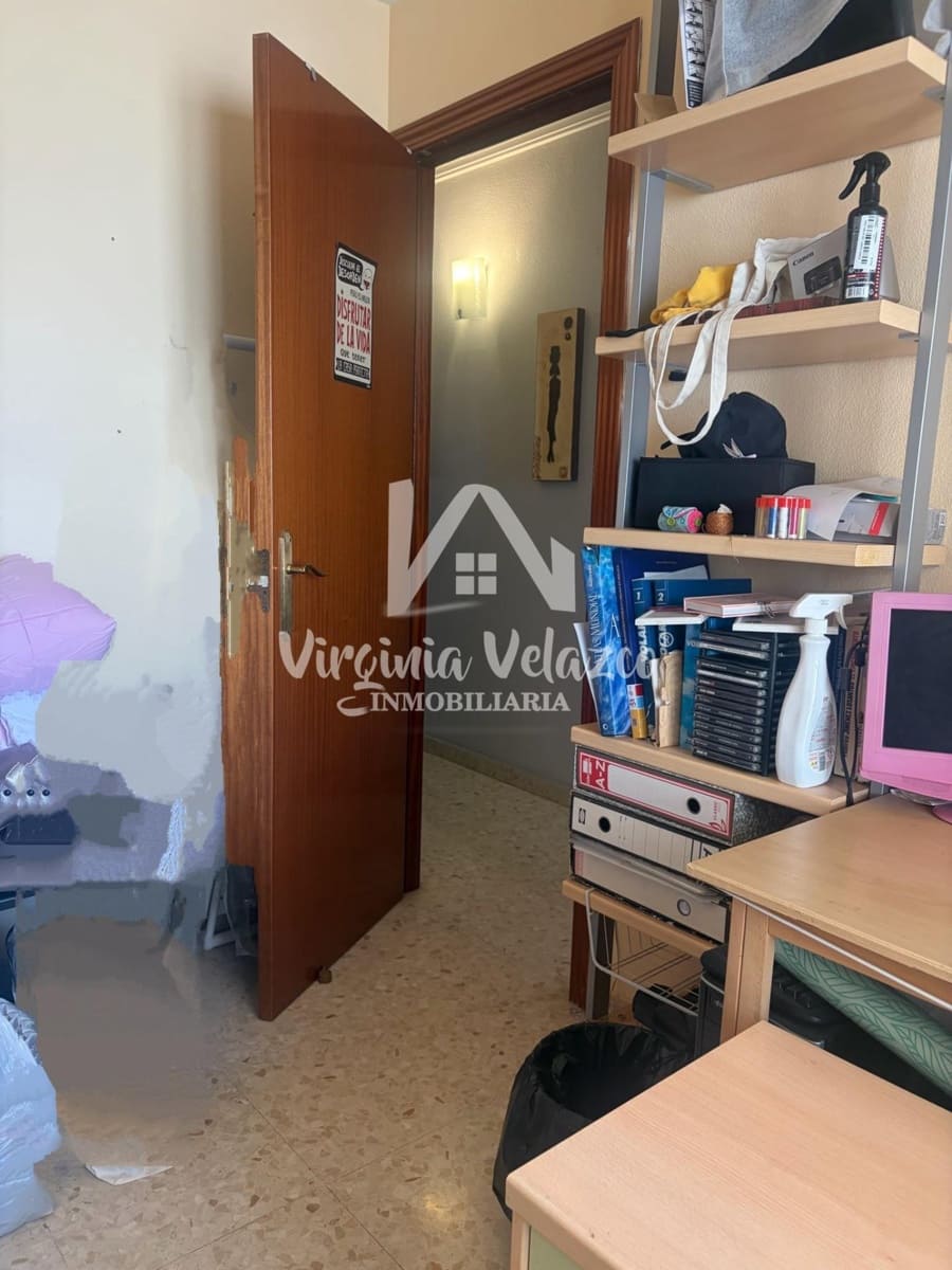 4 soverom Penthouse til salgs i Malaga by med garasje - € 530 000 (Ref: 10081242)