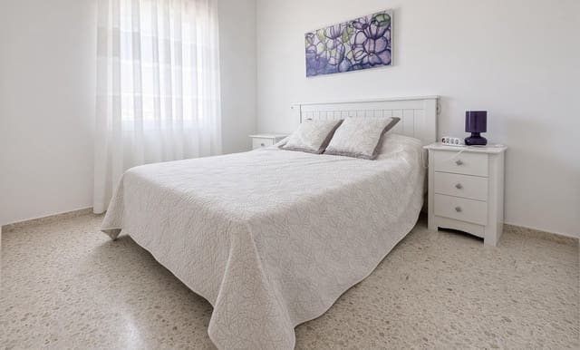 2 quarto Apartamento para arrendar em Comares - 700 € (Ref: 10174644)