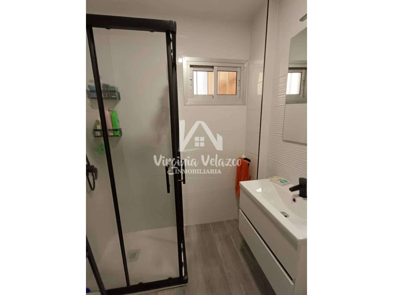 1 sovrum Lägenhet till salu i Benalmadena med pool - 230 000 € (Ref: 9437824)