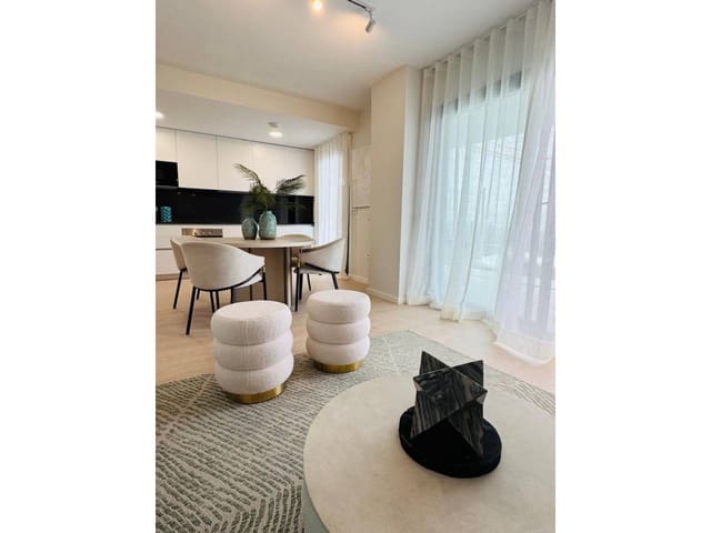 2 bedroom Flat for sale in Rincón de la Victoria with pool garage - € 424,000 (Ref: 9437827)