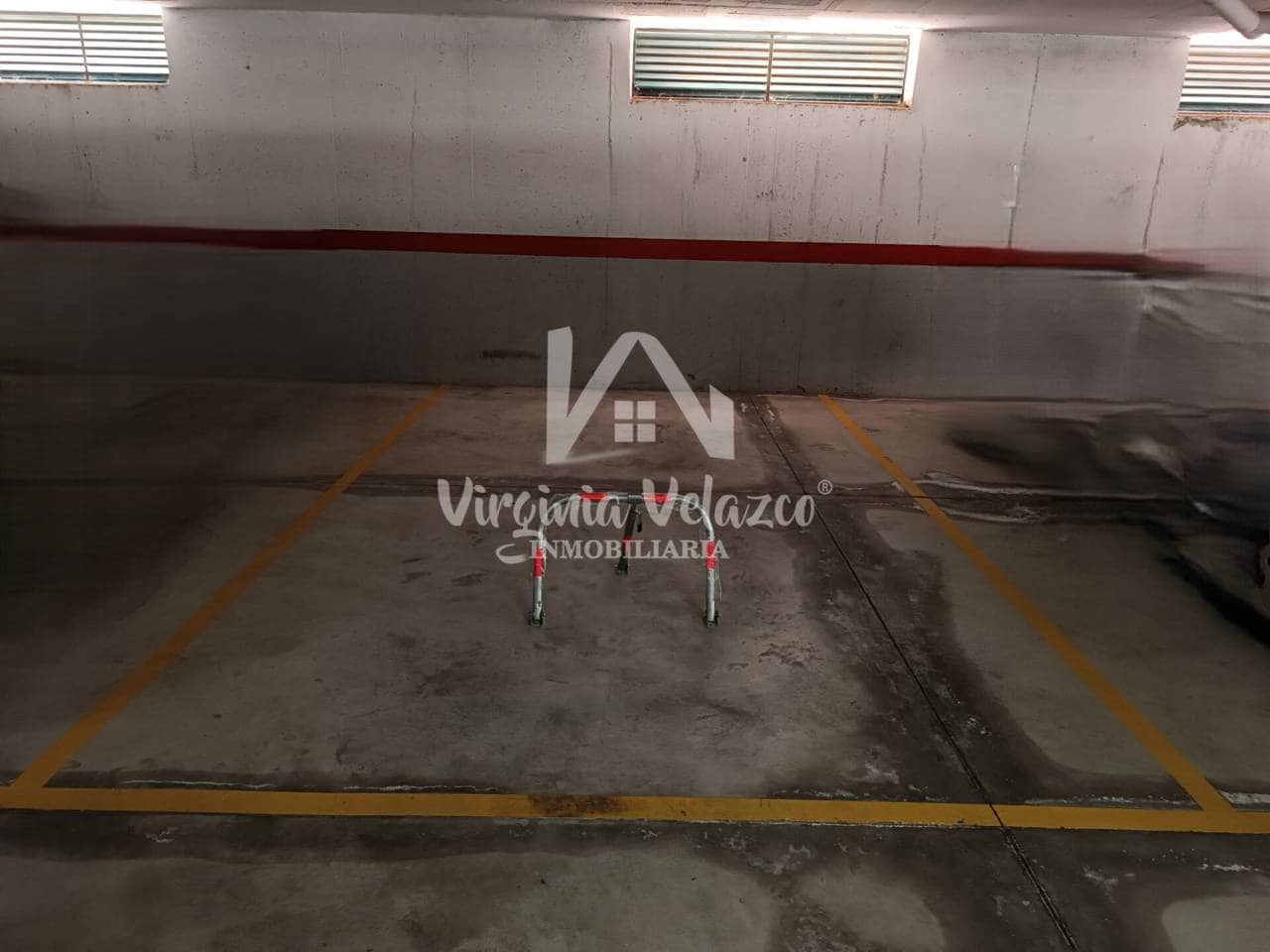 Garage for sale in Rincon de la Victoria - € 20,000 (Ref: 9437829)