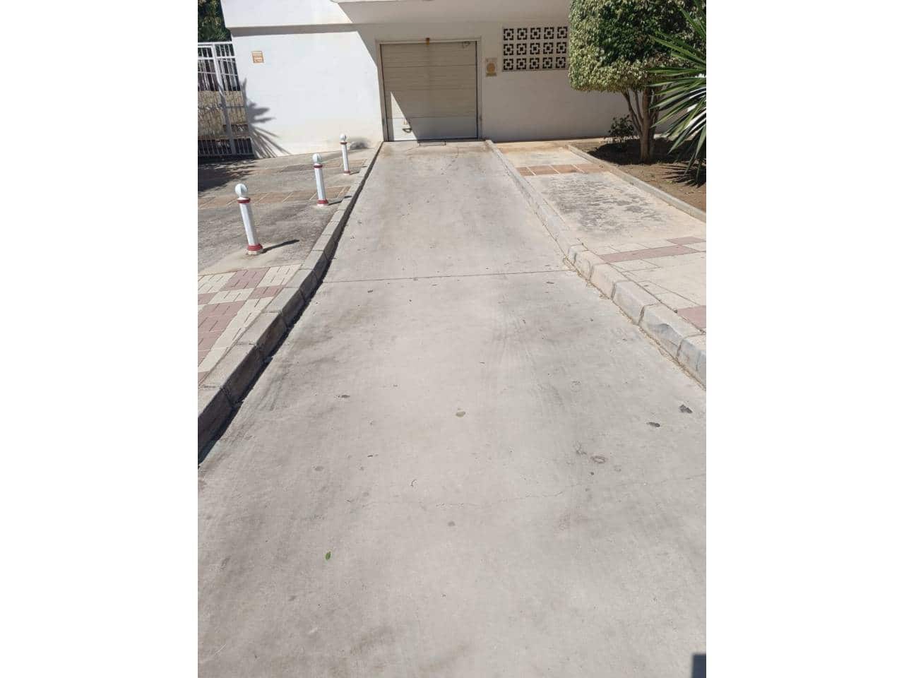 Garage for sale in Rincon de la Victoria - € 22,000 (Ref: 9437830)