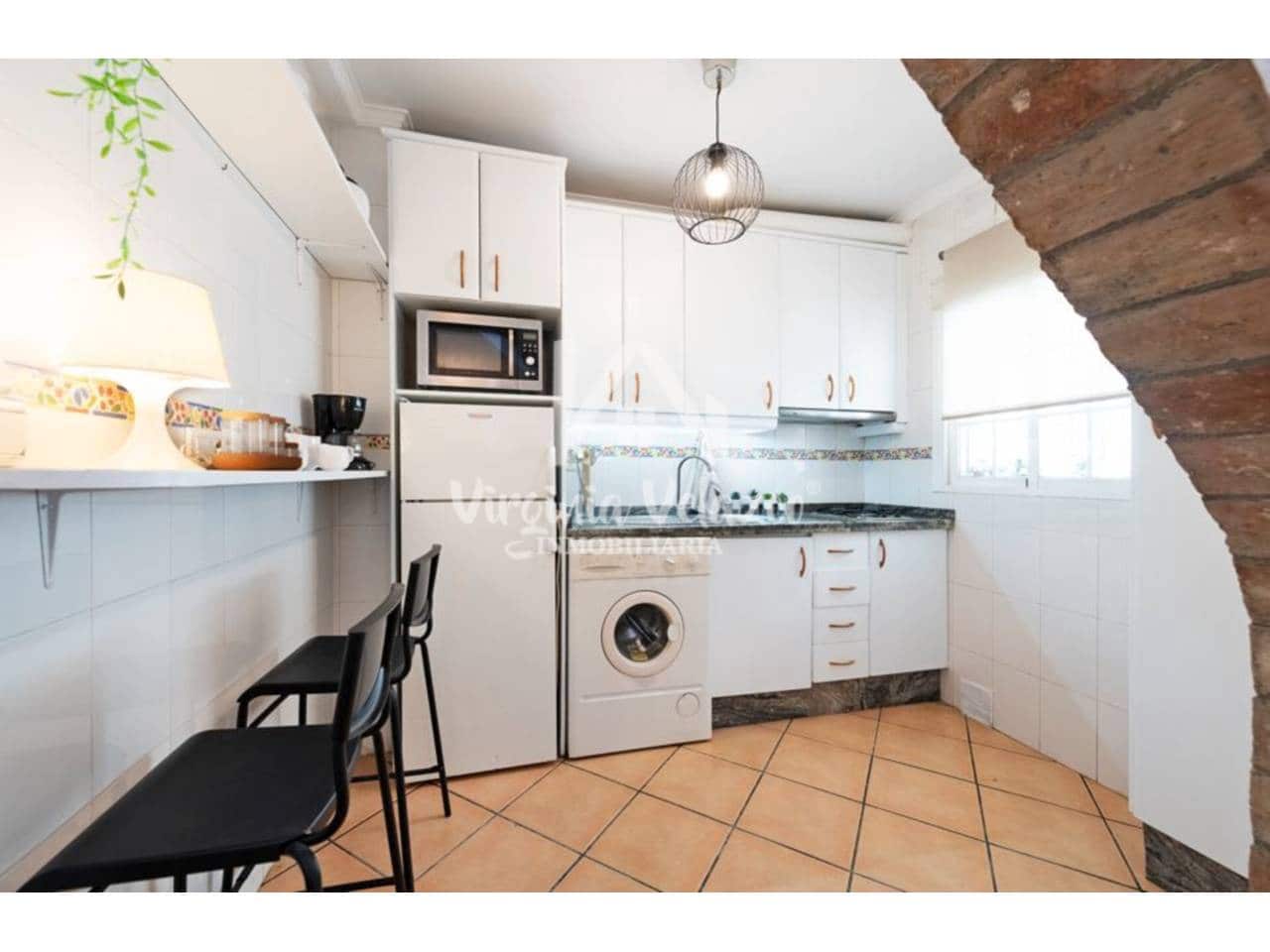 3 bedroom Townhouse for sale in Velez-Malaga - € 230,000 (Ref: 9437832)