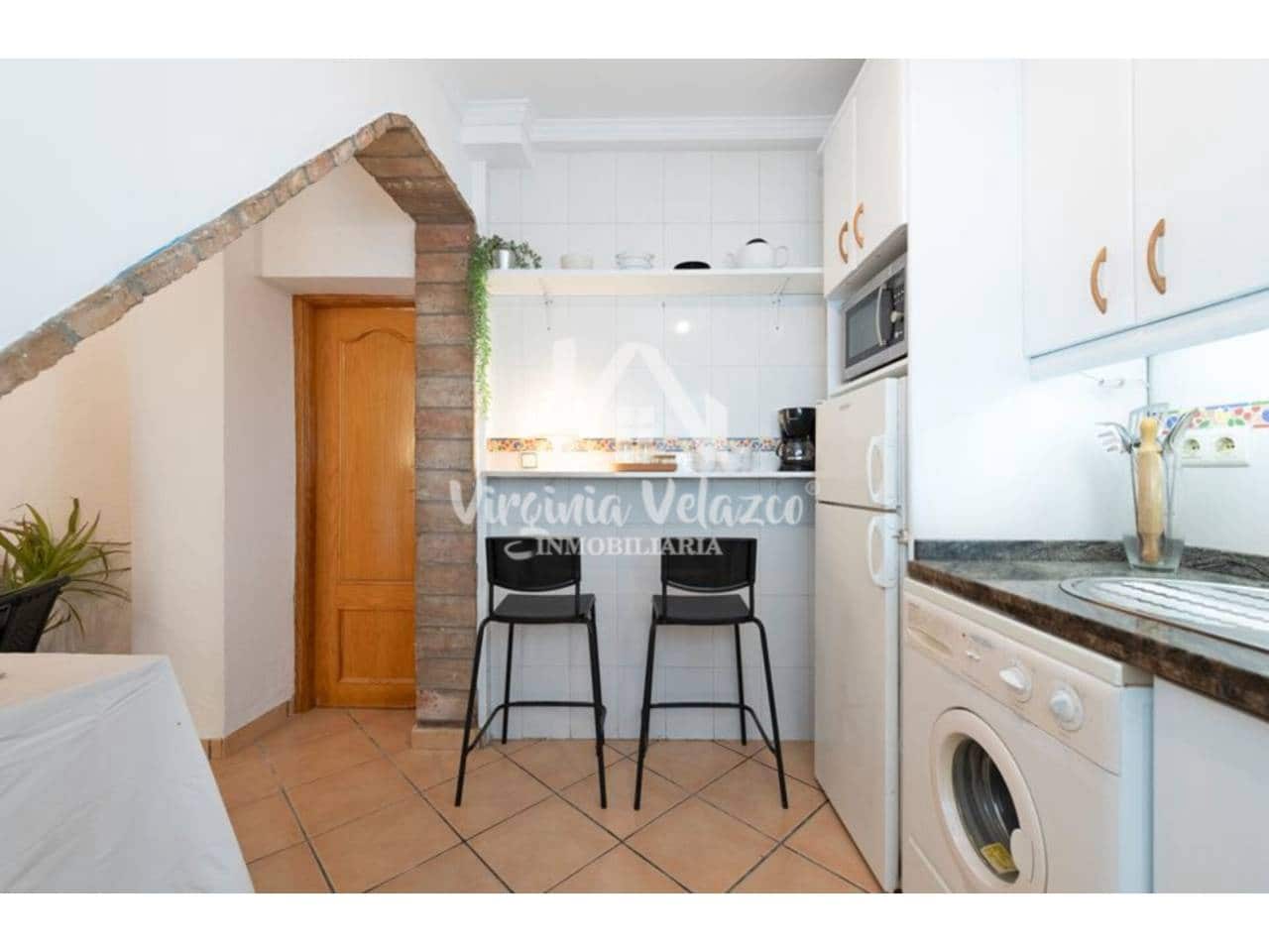 3 bedroom Townhouse for sale in Velez-Malaga - € 230,000 (Ref: 9437832)