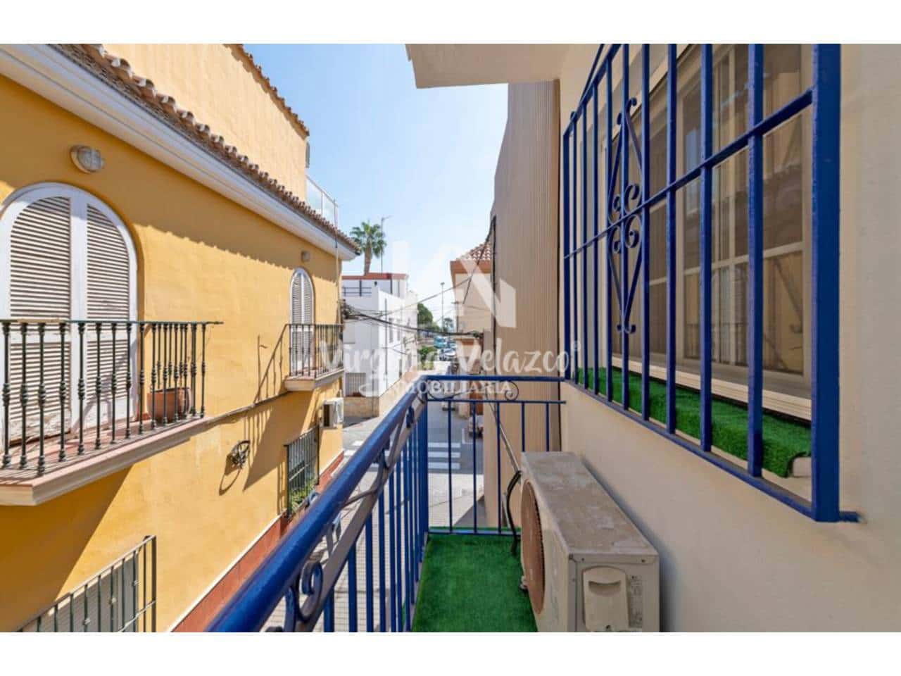 3 bedroom Townhouse for sale in Velez-Malaga - € 230,000 (Ref: 9437832)