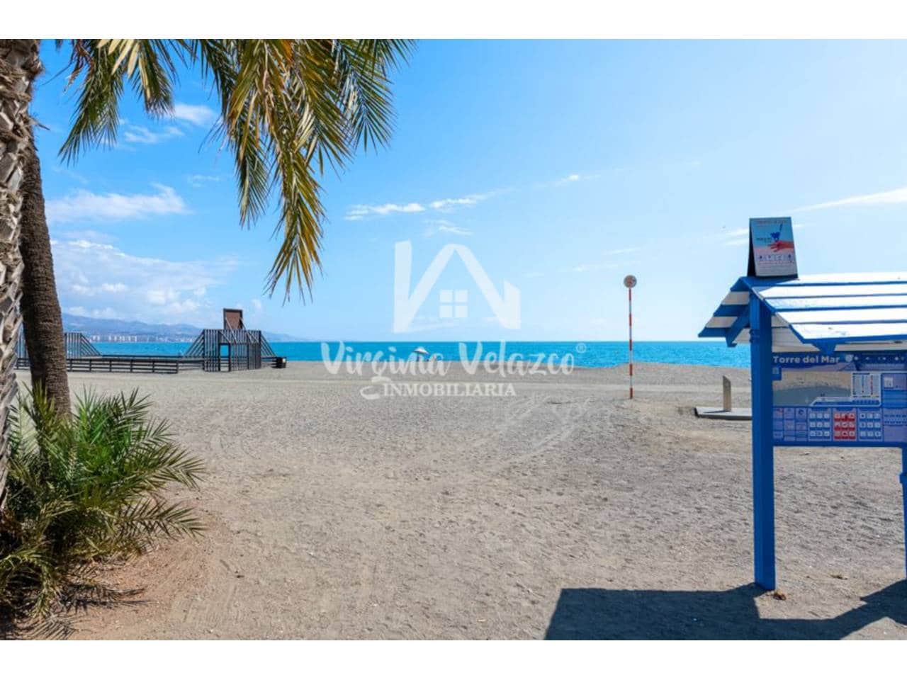 3 bedroom Townhouse for sale in Velez-Malaga - € 230,000 (Ref: 9437832)