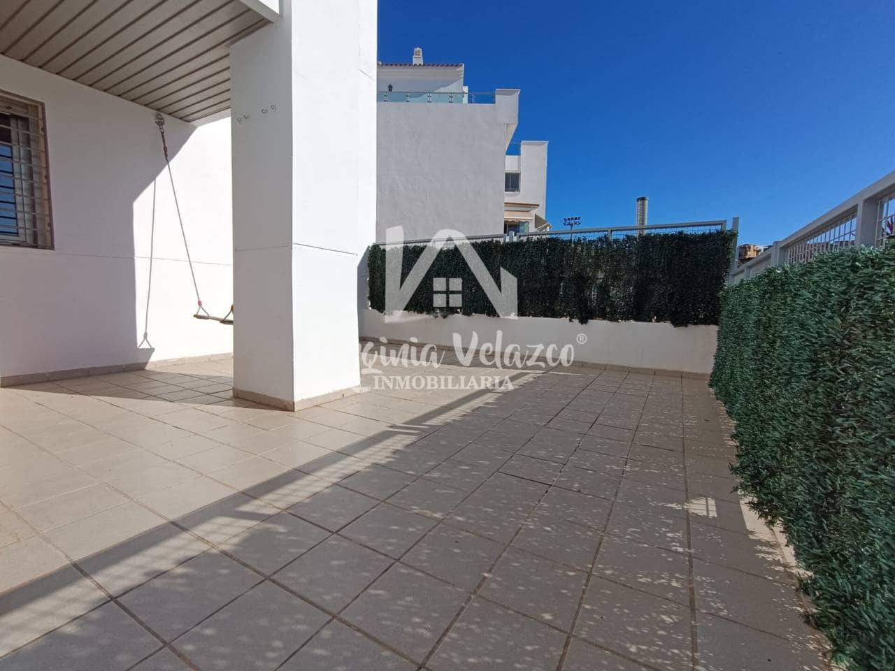 3 bedroom Flat for sale in Rincon de la Victoria with pool garage - € 395,000 (Ref: 9437833)