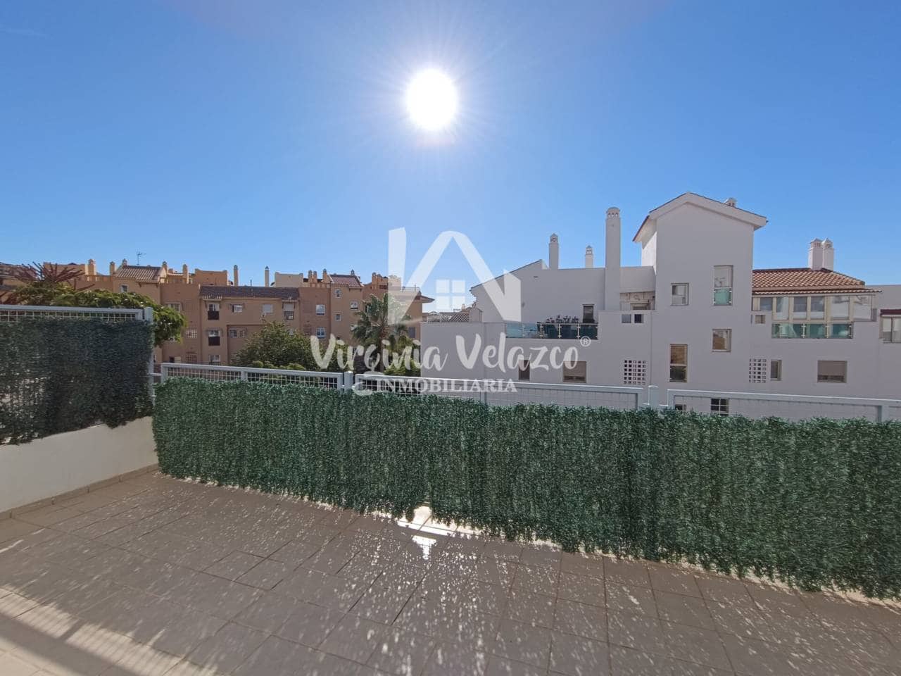 3 bedroom Flat for sale in Rincon de la Victoria with pool garage - € 395,000 (Ref: 9437833)