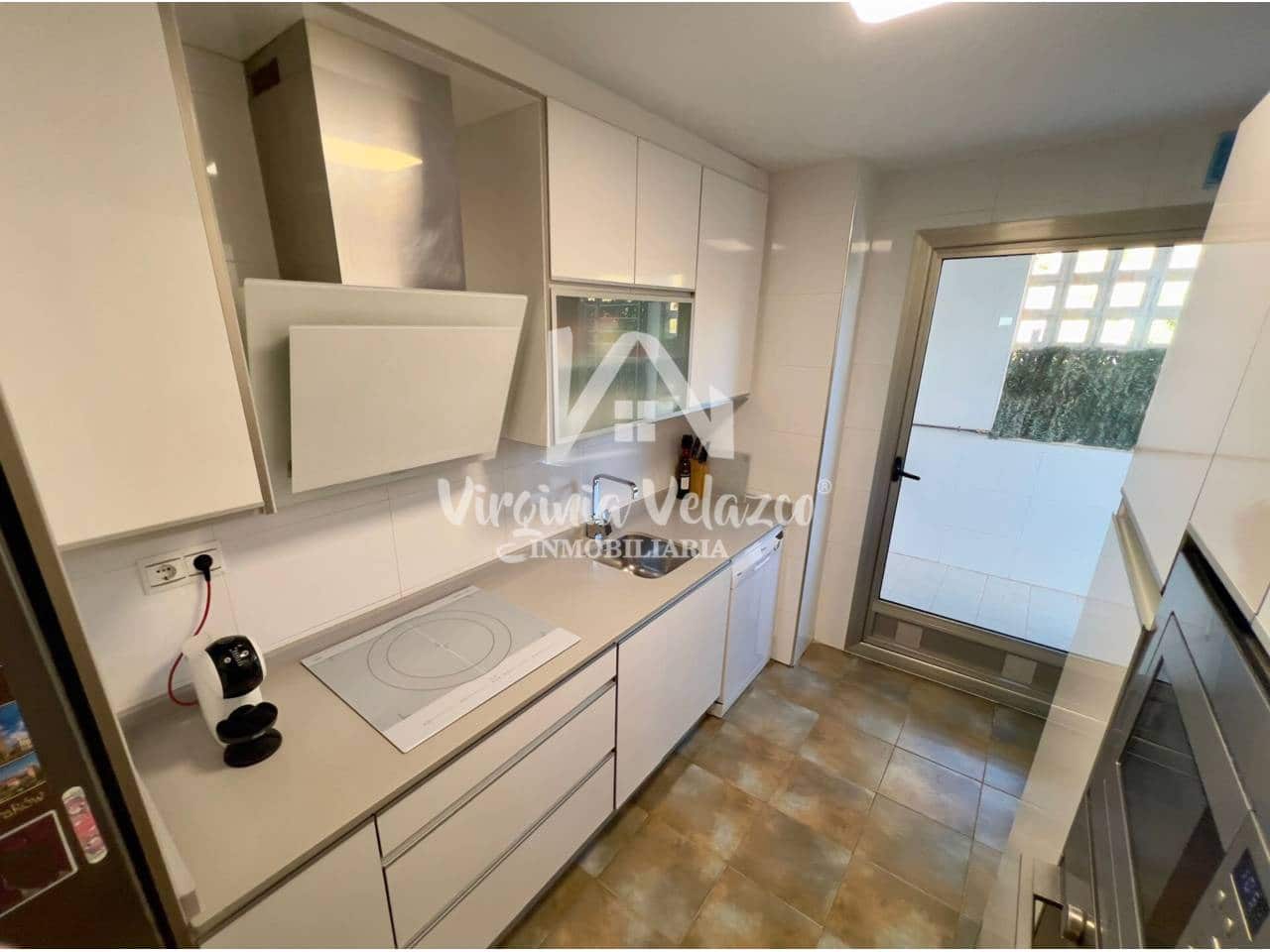 3 bedroom Flat for sale in Rincon de la Victoria with pool garage - € 395,000 (Ref: 9437833)