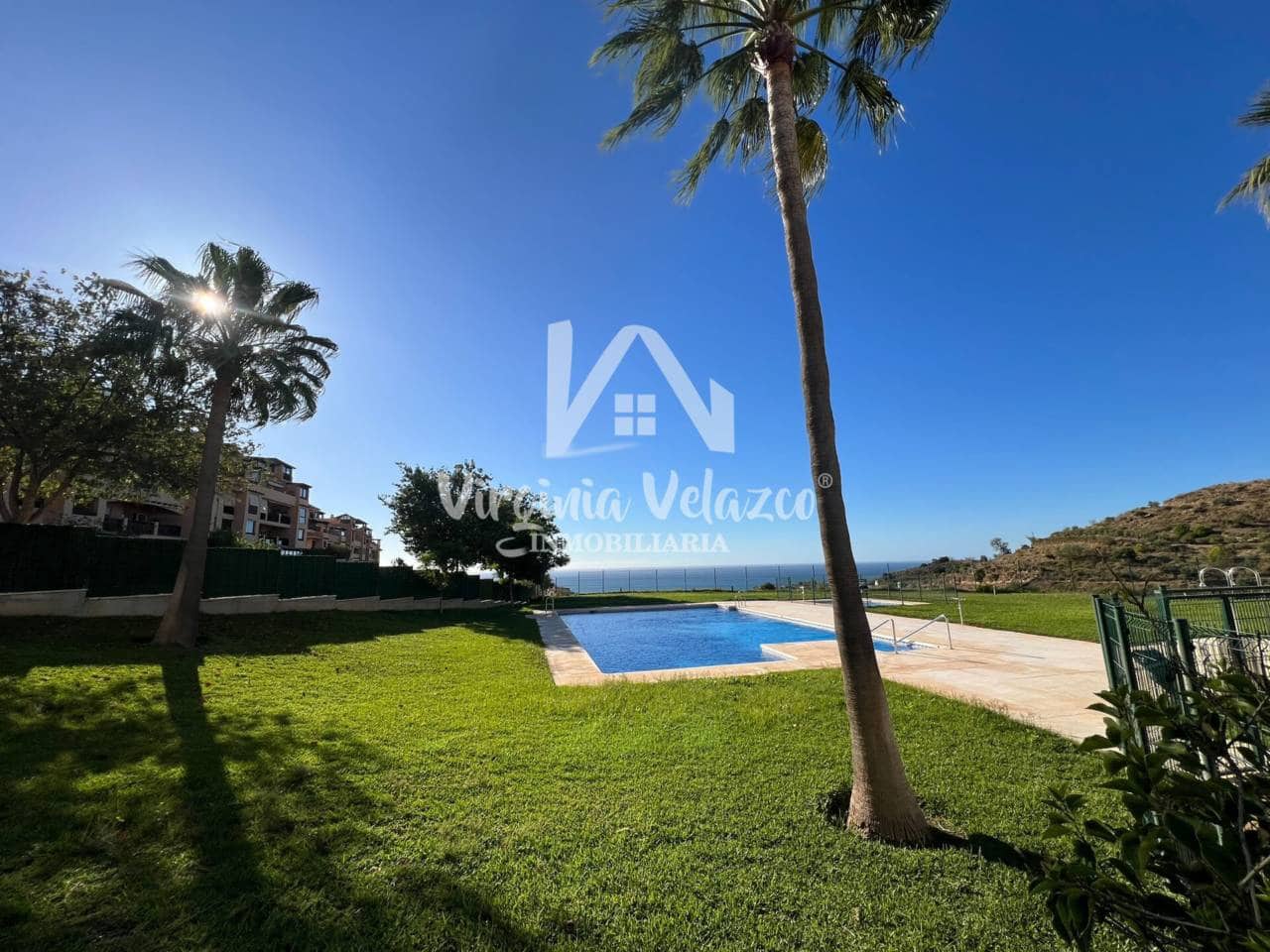 3 bedroom Flat for sale in Rincon de la Victoria with pool garage - € 395,000 (Ref: 9437833)