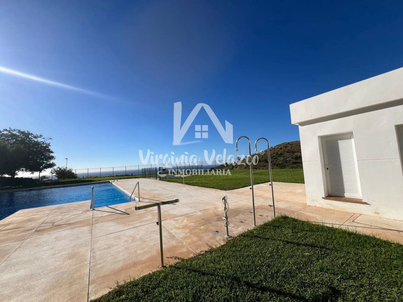 3 bedroom Flat for sale in Rincon de la Victoria with pool garage - € 395,000 (Ref: 9437833)