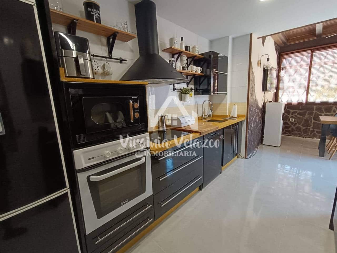 3 bedroom Flat for sale in Rincon de la Victoria with pool garage - € 400,000 (Ref: 9437836)