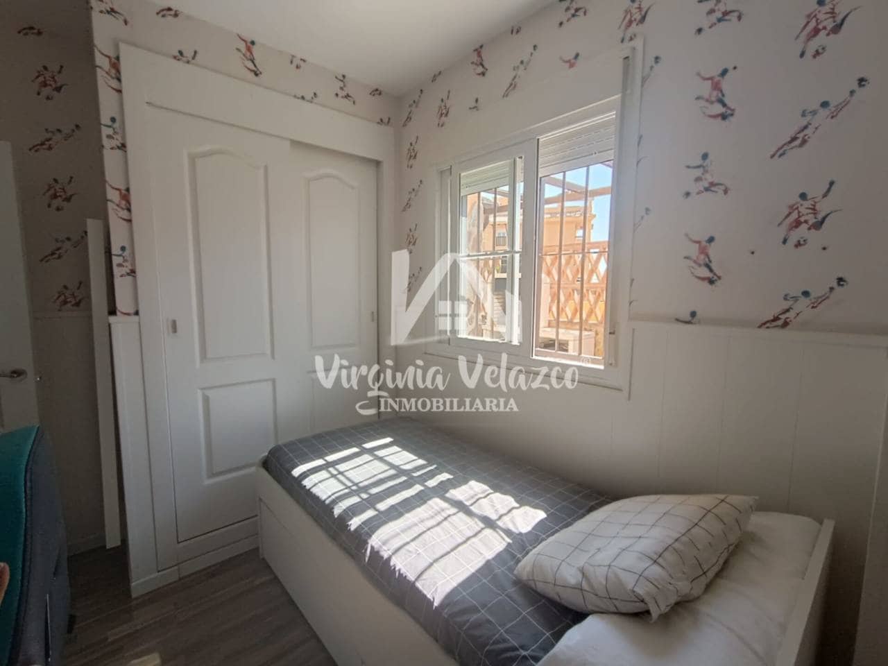 3 bedroom Flat for sale in Rincon de la Victoria with pool garage - € 400,000 (Ref: 9437836)