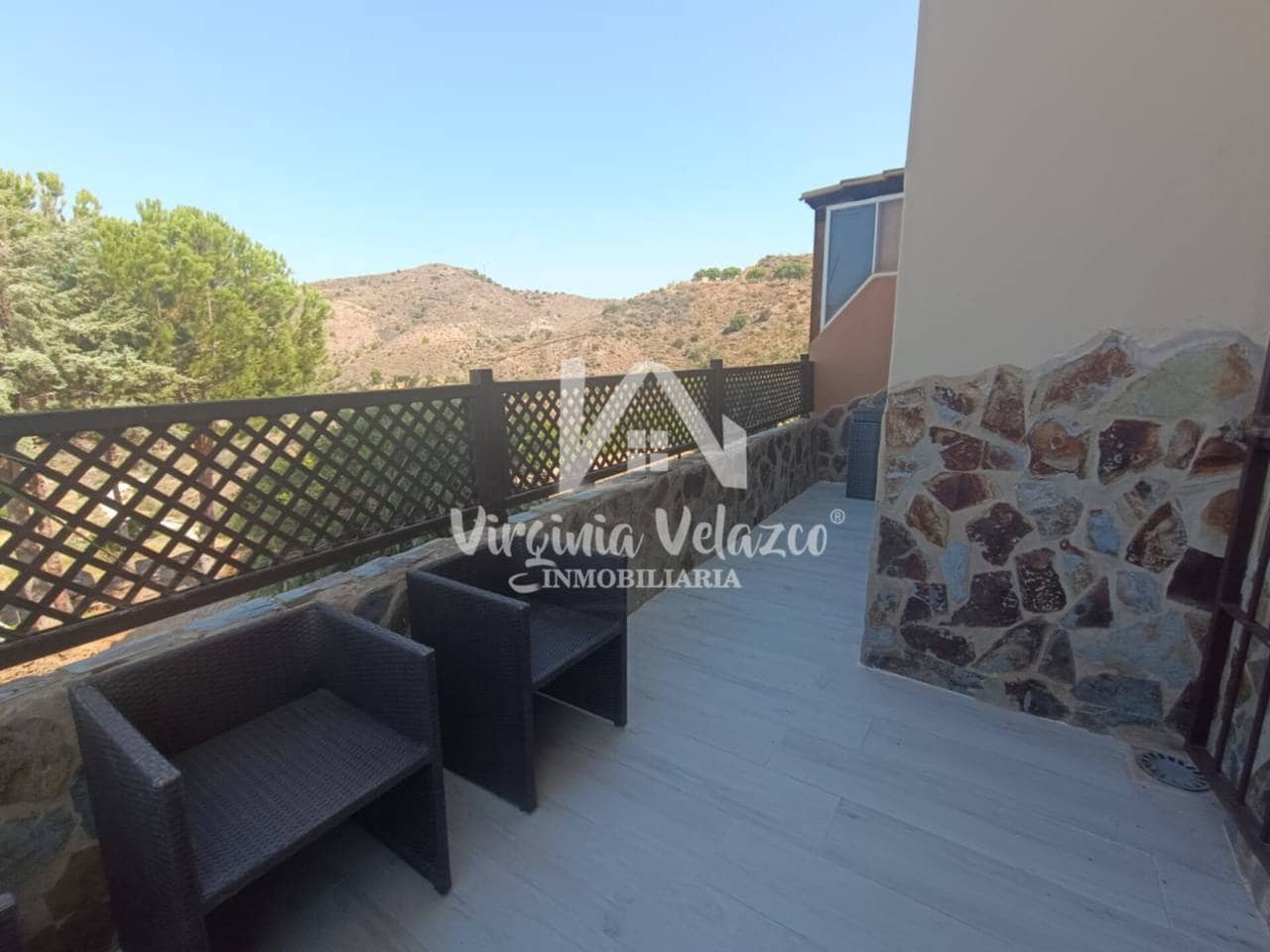 3 bedroom Flat for sale in Rincon de la Victoria with pool garage - € 400,000 (Ref: 9437836)