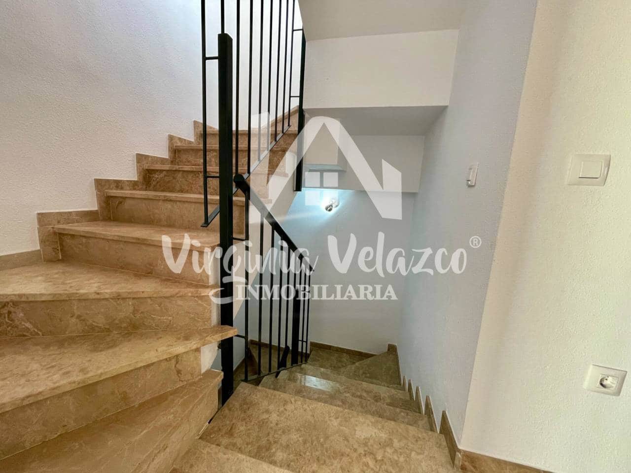 4 camera da letto Villetta a Schiera in vendita in Anoreta con piscina garage - 450.000 € (Rif: 9437838)