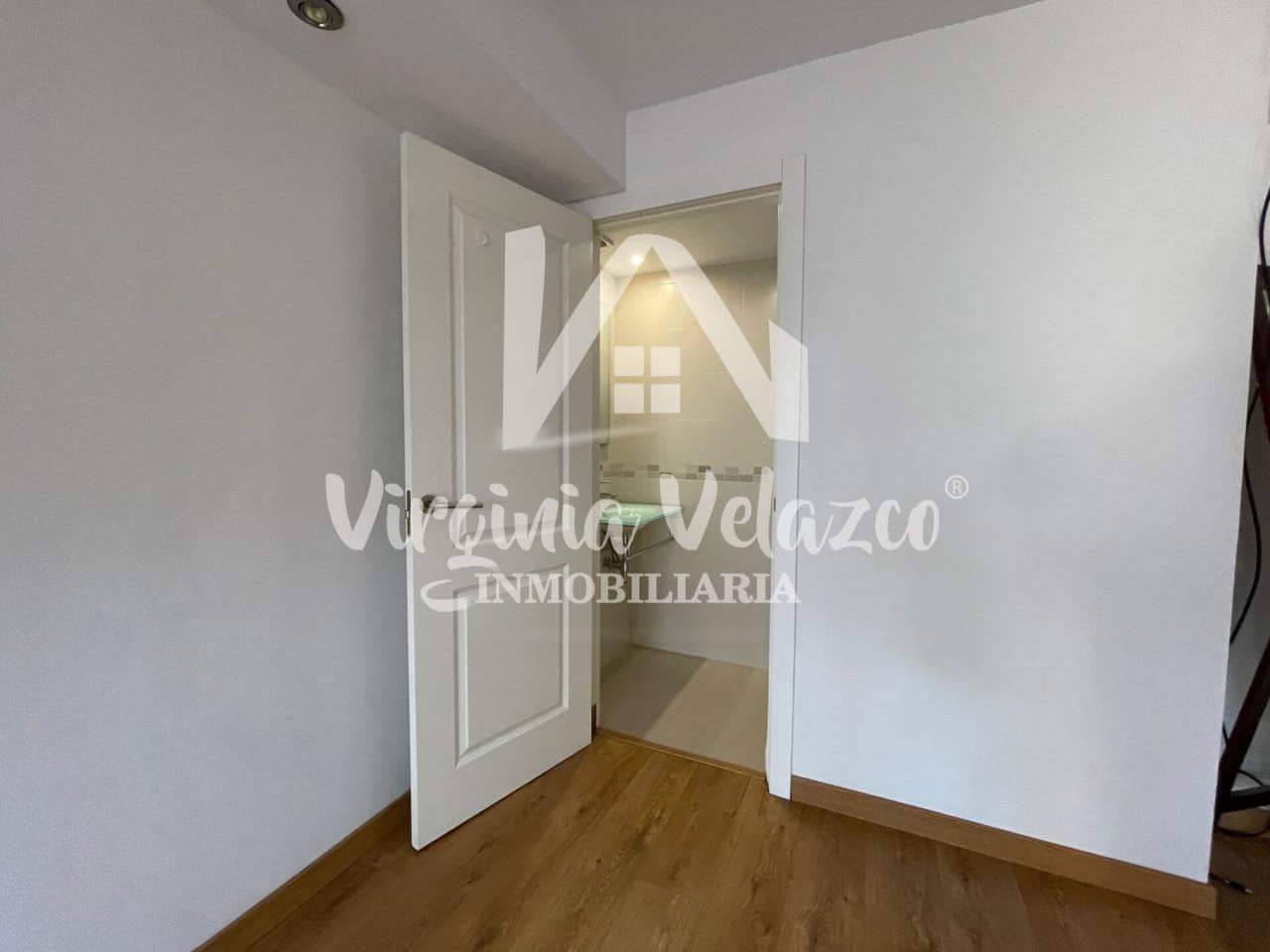 4 camera da letto Villetta a Schiera in vendita in Anoreta con piscina garage - 450.000 € (Rif: 9437838)