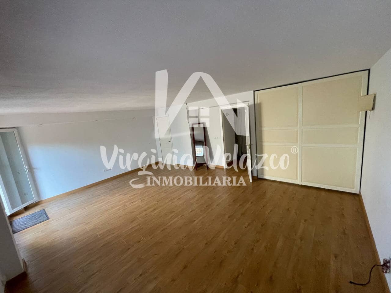 4 camera da letto Villetta a Schiera in vendita in Anoreta con piscina garage - 450.000 € (Rif: 9437838)