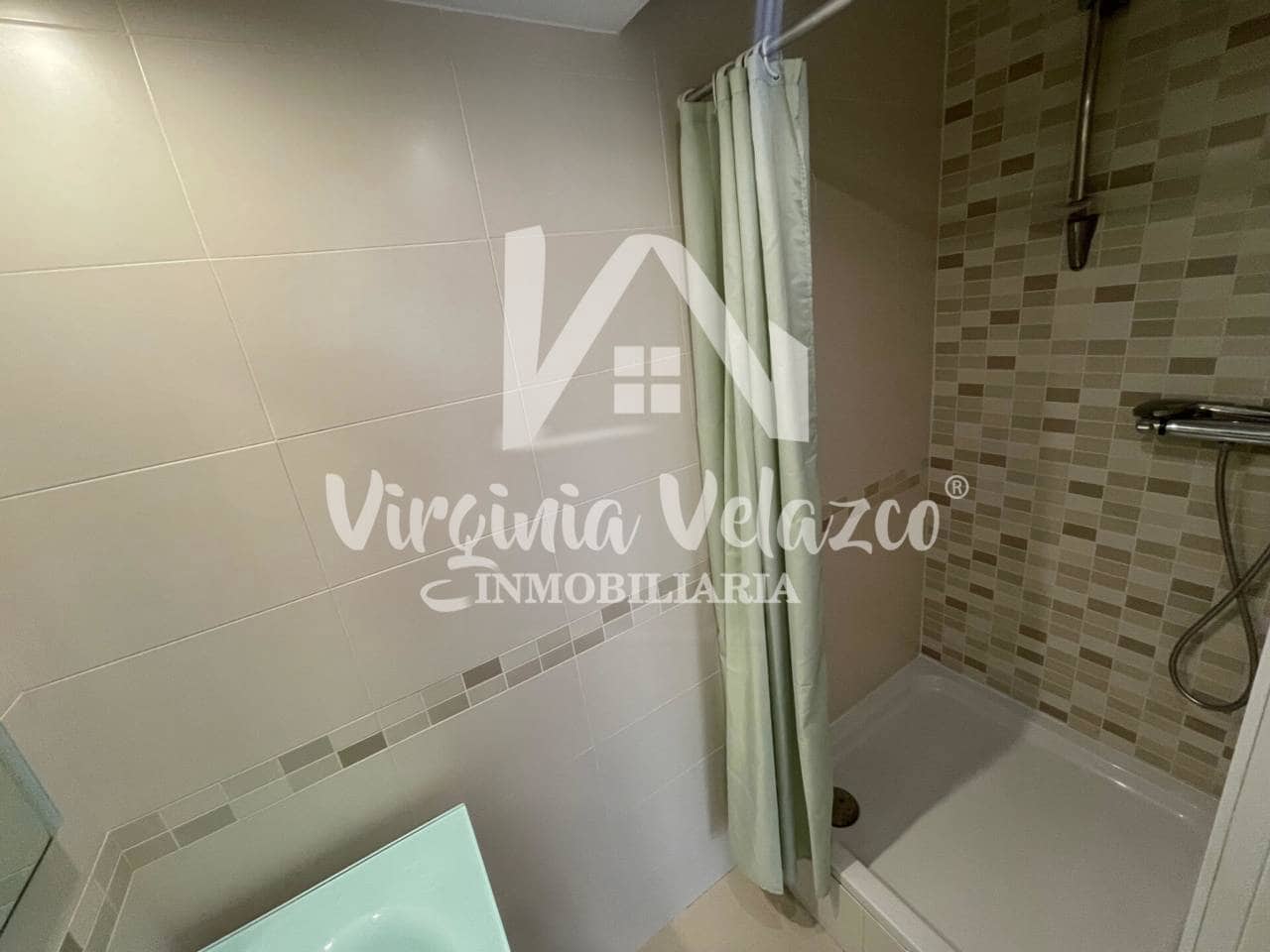 4 camera da letto Villetta a Schiera in vendita in Anoreta con piscina garage - 450.000 € (Rif: 9437838)