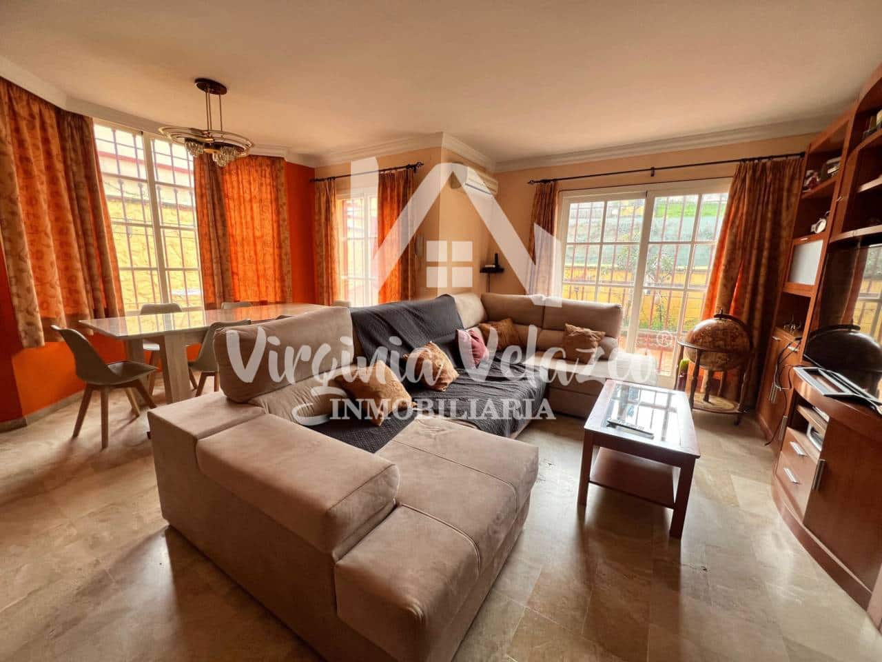 5 sypialnia Dom blizniak na sprzedaż w Rincon de la Victoria z basenem garażem - 494 900 € (Ref: 9437839)