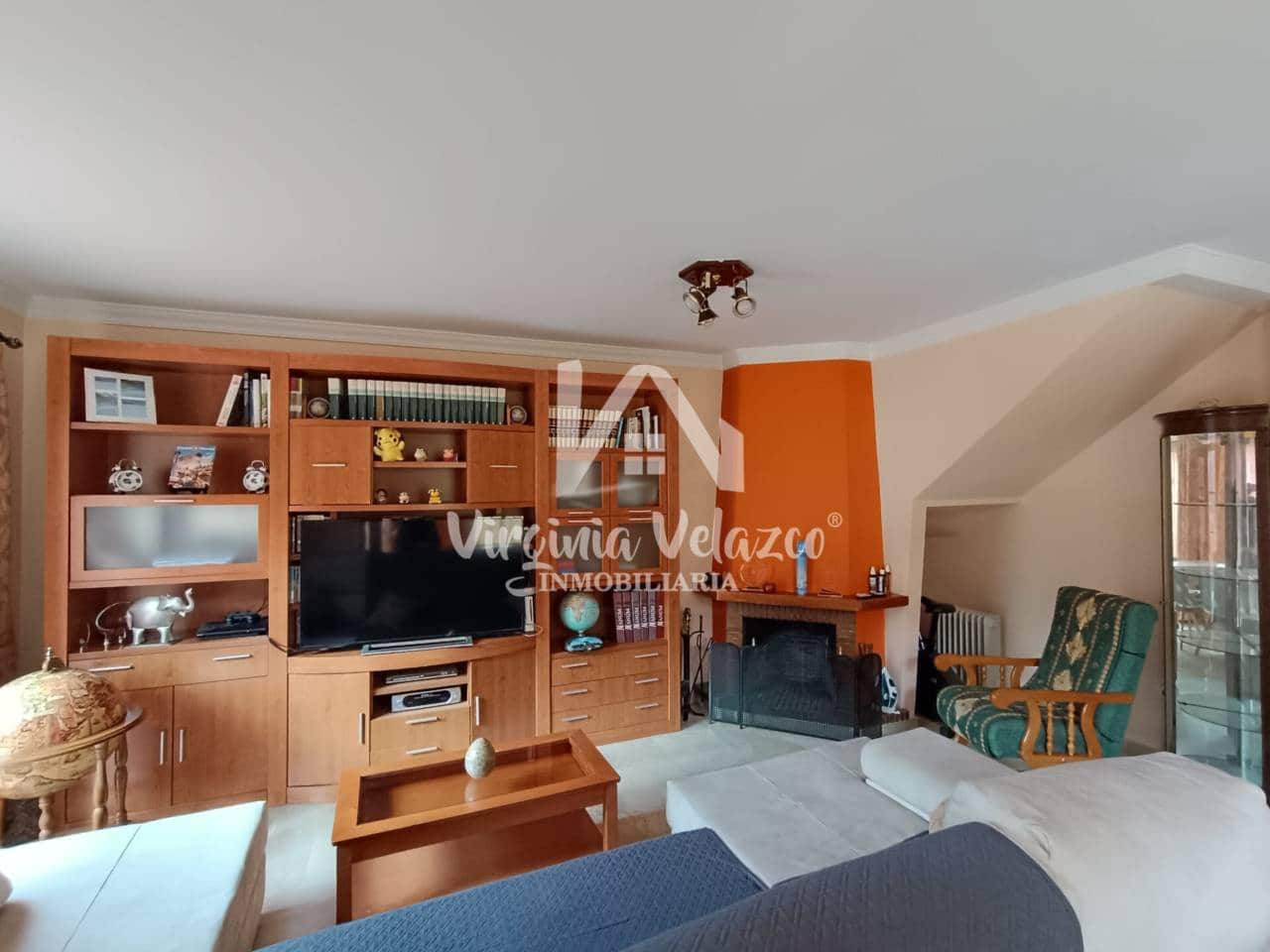 5 sypialnia Dom blizniak na sprzedaż w Rincon de la Victoria z basenem garażem - 494 900 € (Ref: 9437839)