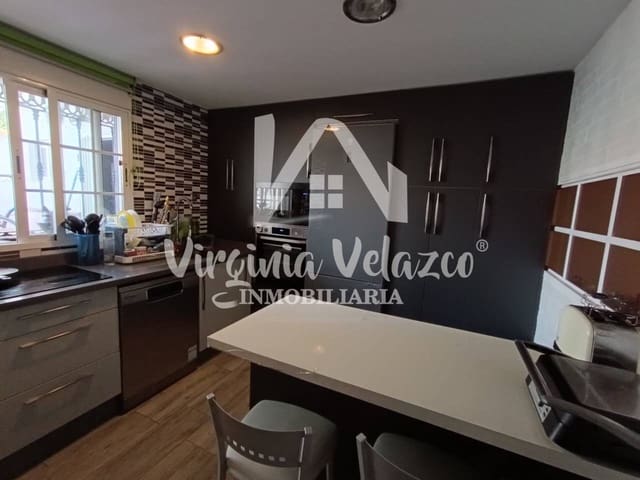 3 sypialnia Dom szeregowy na sprzedaż w Rincón de la Victoria z garażem - 625 000 € (Ref: 9437843)