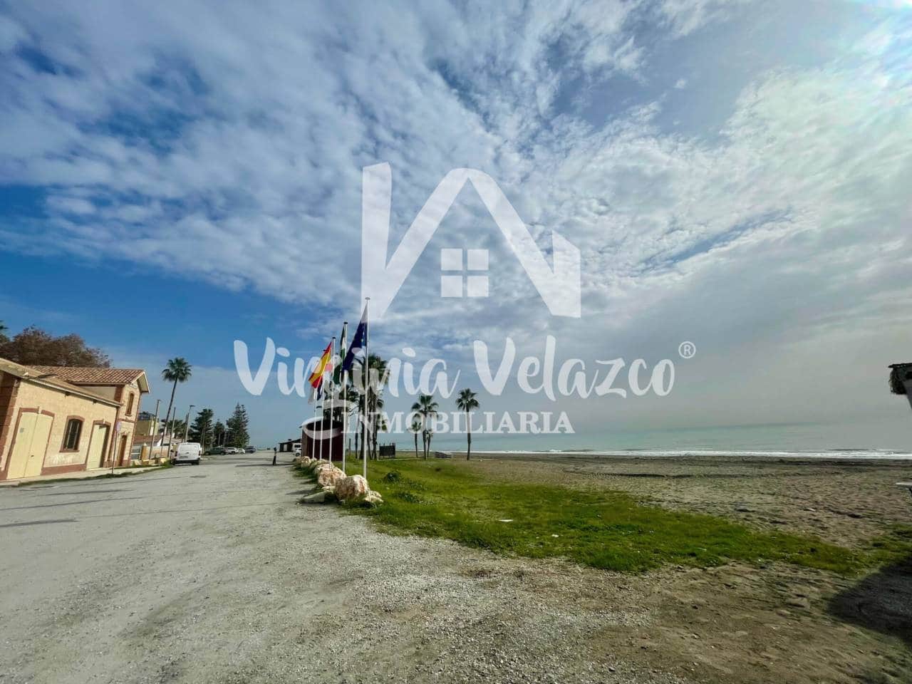 3 sypialnia Dom szeregowy na sprzedaż w Rincon de la Victoria z garażem - 625 000 € (Ref: 9437843)