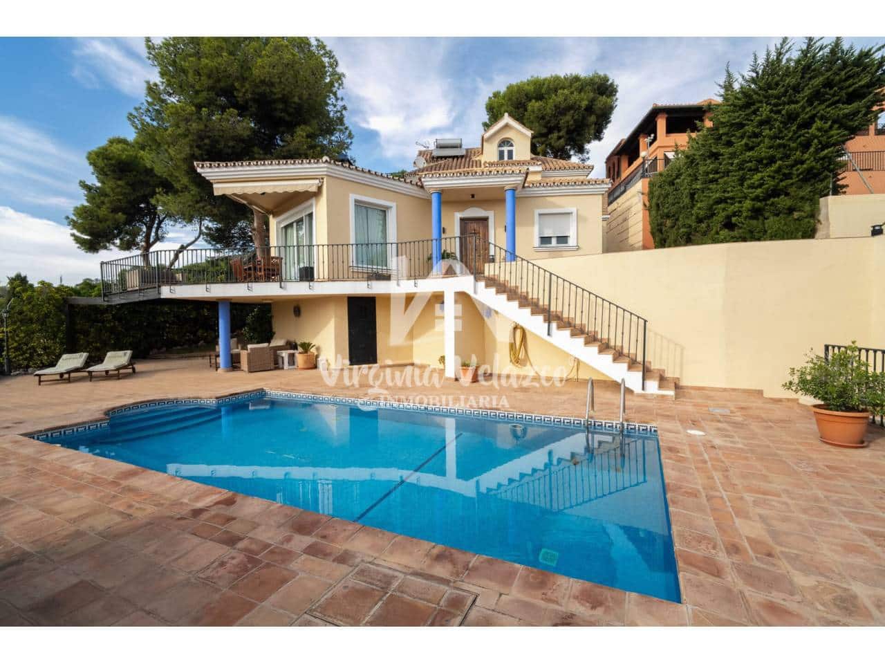 Chalet de 5 habitaciones en Málaga ciudad en venta con piscina garaje - 1.780.000 € (Ref: 9437844)