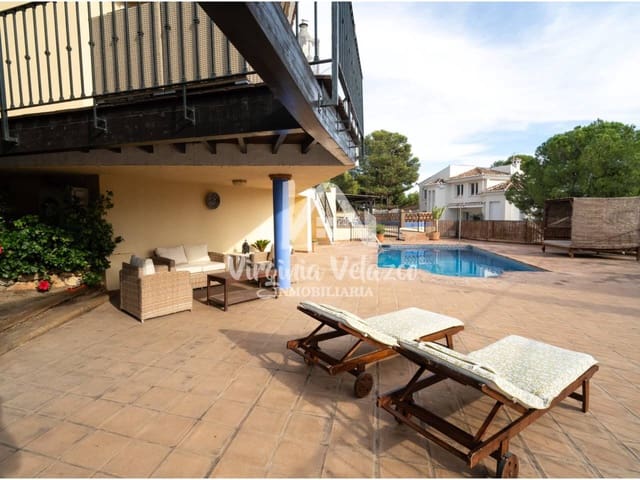 Chalet de 5 habitaciones en Málaga ciudad en venta con piscina garaje - 1.780.000 € (Ref: 9437844)