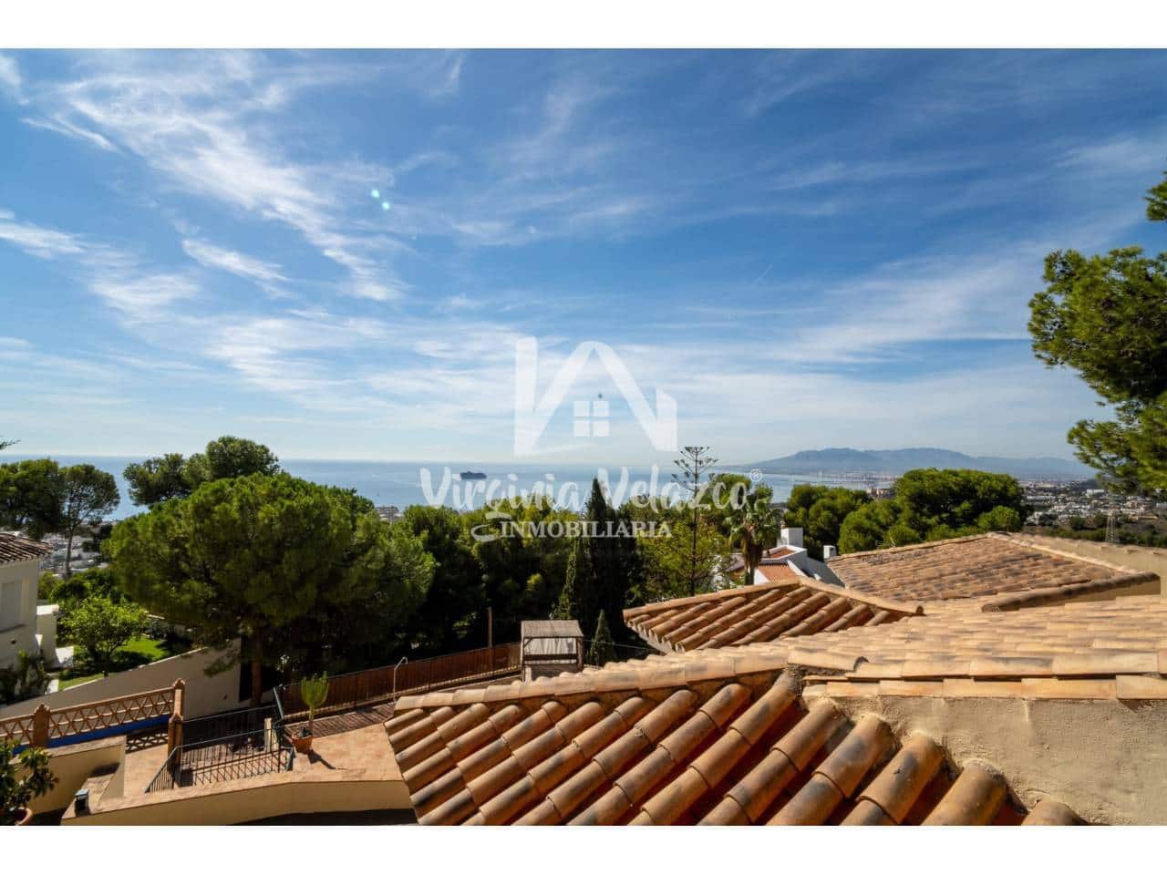 Chalet de 5 habitaciones en Málaga ciudad en venta con piscina garaje - 1.780.000 € (Ref: 9437844)