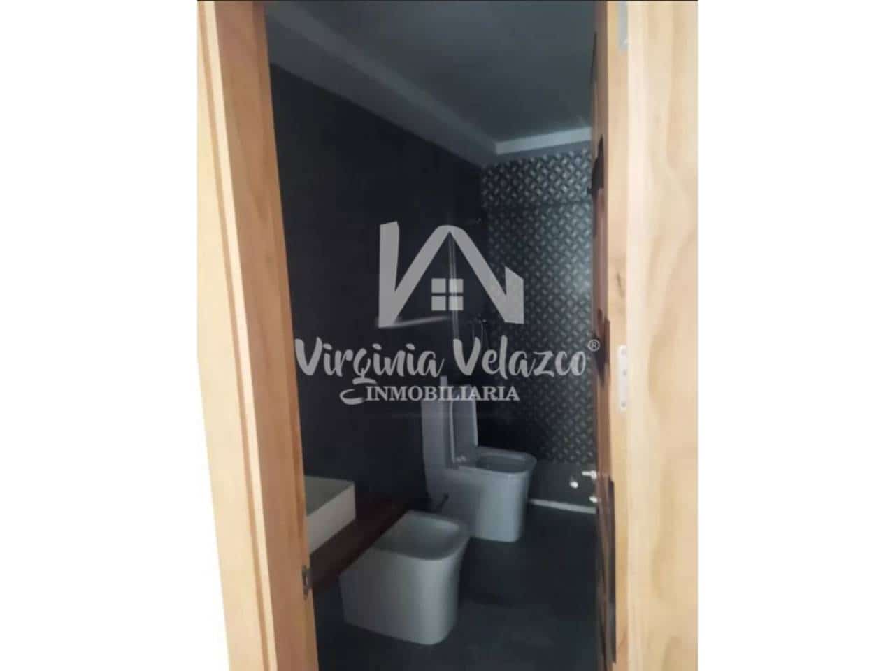 2 soveværelse Penthouse til salg i Malaga by - € 690.000 (Ref: 9437846)