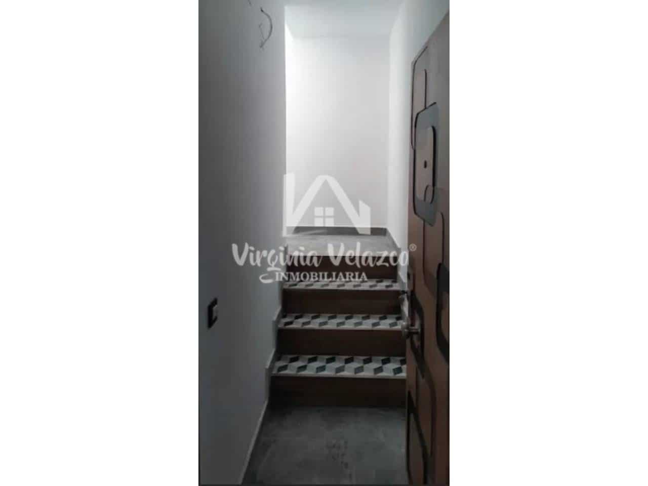 2 soveværelse Penthouse til salg i Malaga by - € 690.000 (Ref: 9437846)