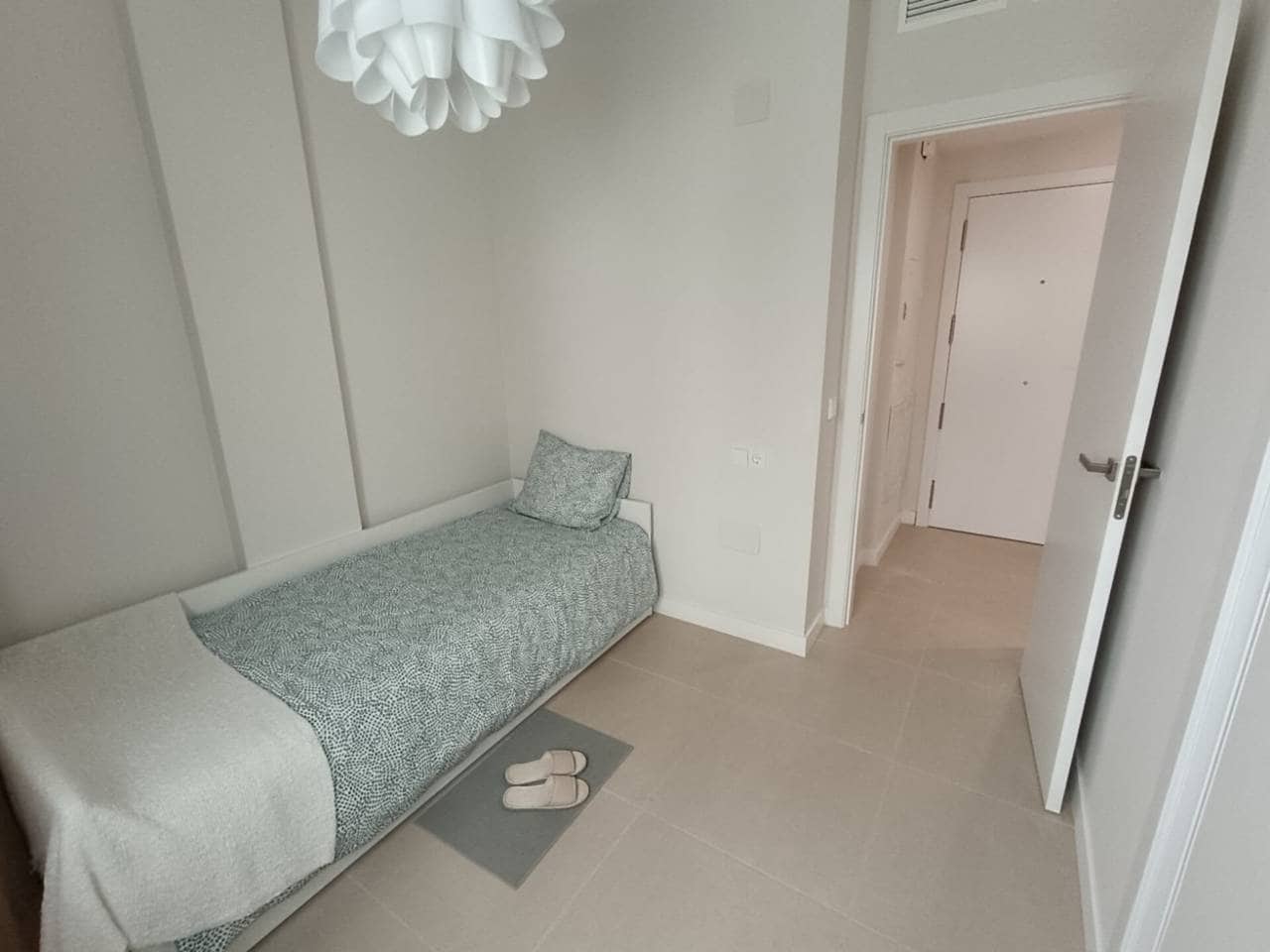 2 bedroom Flat for sale in Velez-Malaga with pool garage - € 340,000 (Ref: 9437847)