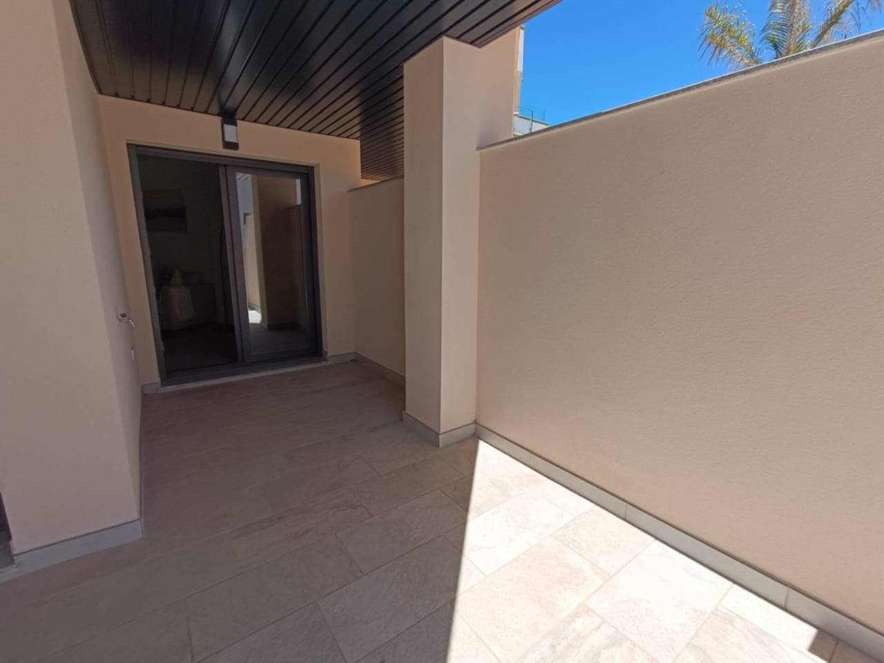 2 bedroom Flat for sale in Velez-Malaga with pool garage - € 340,000 (Ref: 9437847)