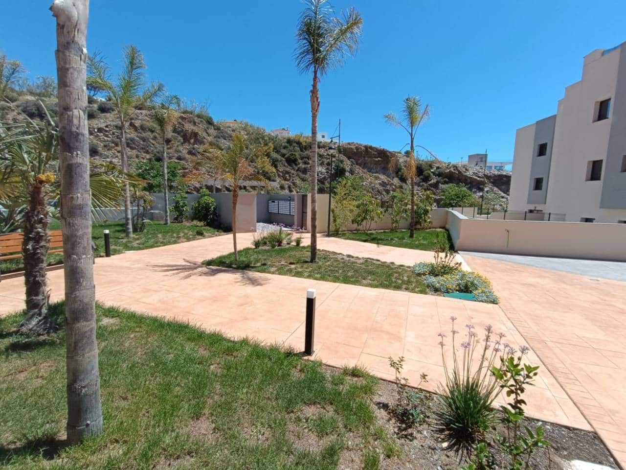 2 bedroom Flat for sale in Velez-Malaga with pool garage - € 340,000 (Ref: 9437847)