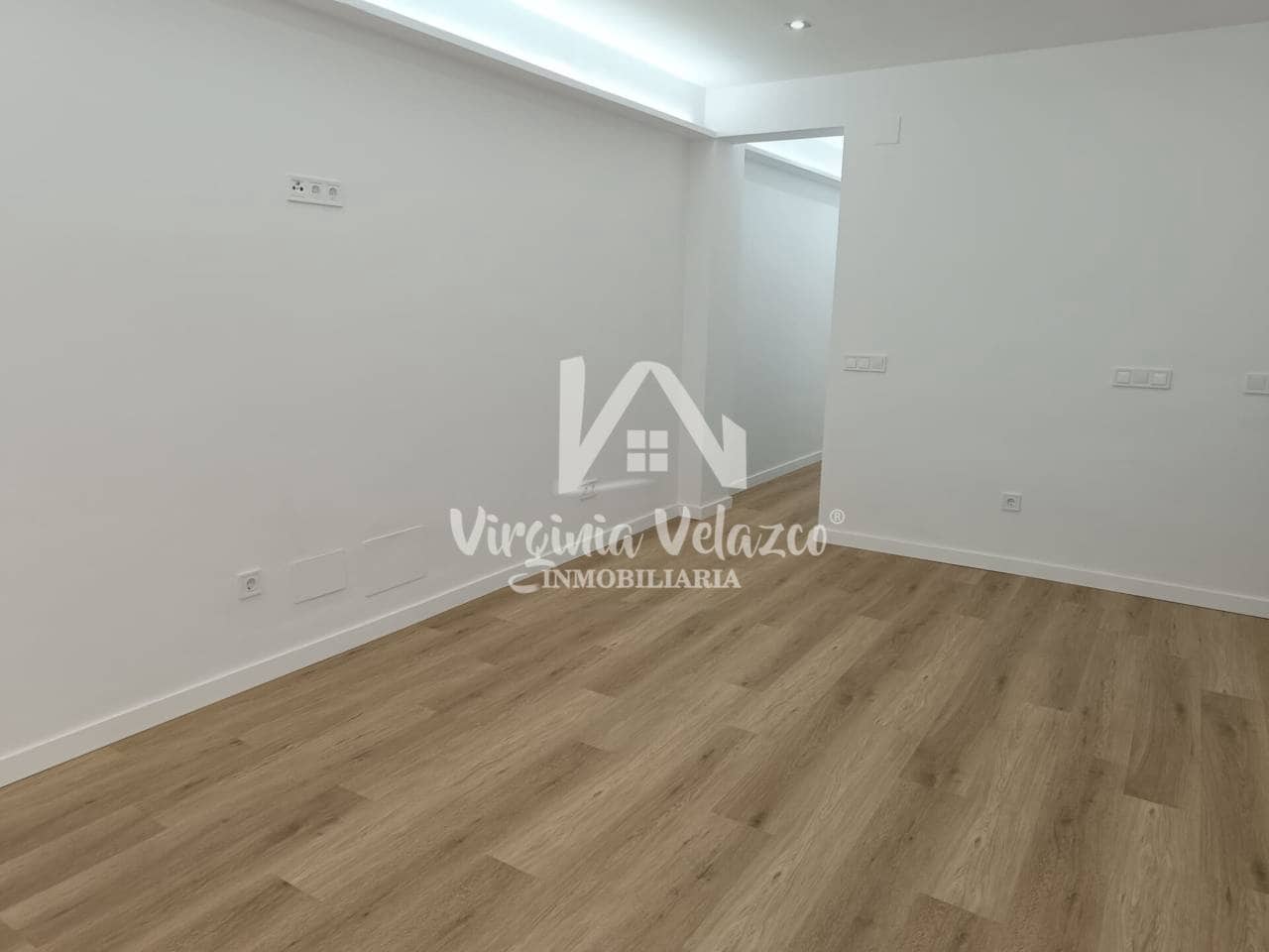 3 bedroom Flat for sale in Fuengirola - € 325,000 (Ref: 9464874)