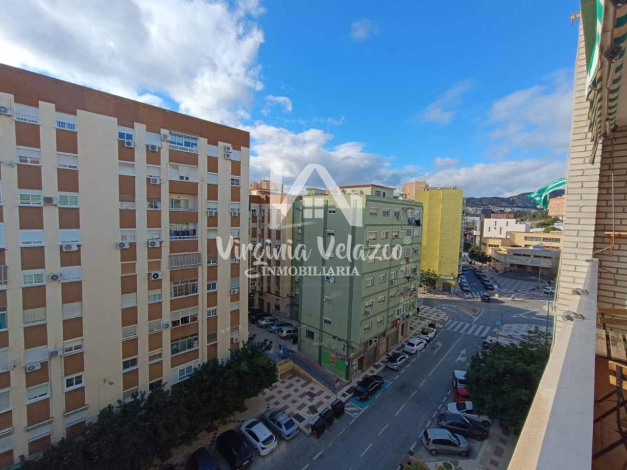 4 Zimmer Wohnung zu verkaufen in Malaga Stadt mit Garage - 410.000 € (Ref: 9478521)