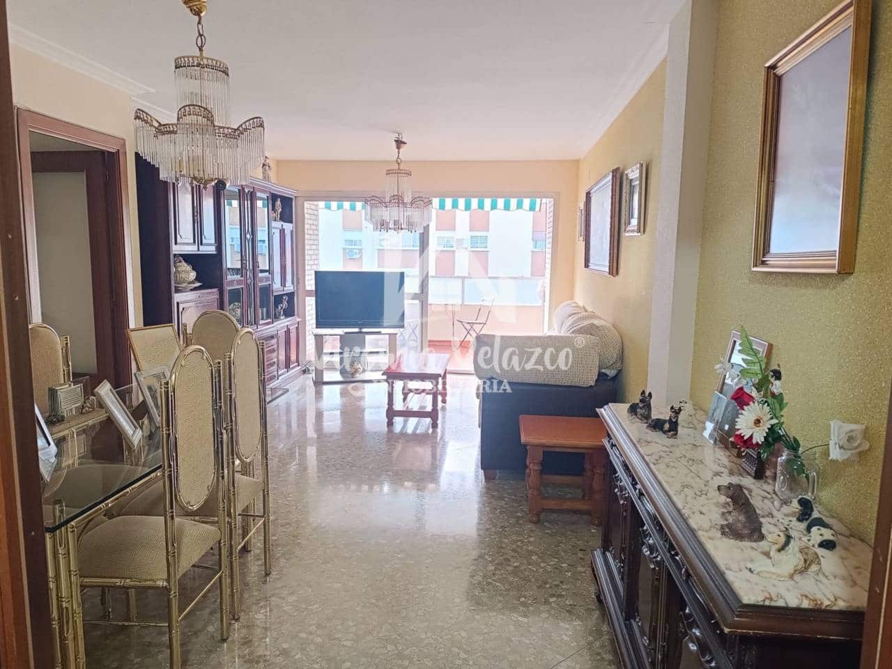 4 Zimmer Wohnung zu verkaufen in Malaga Stadt mit Garage - 410.000 € (Ref: 9478521)