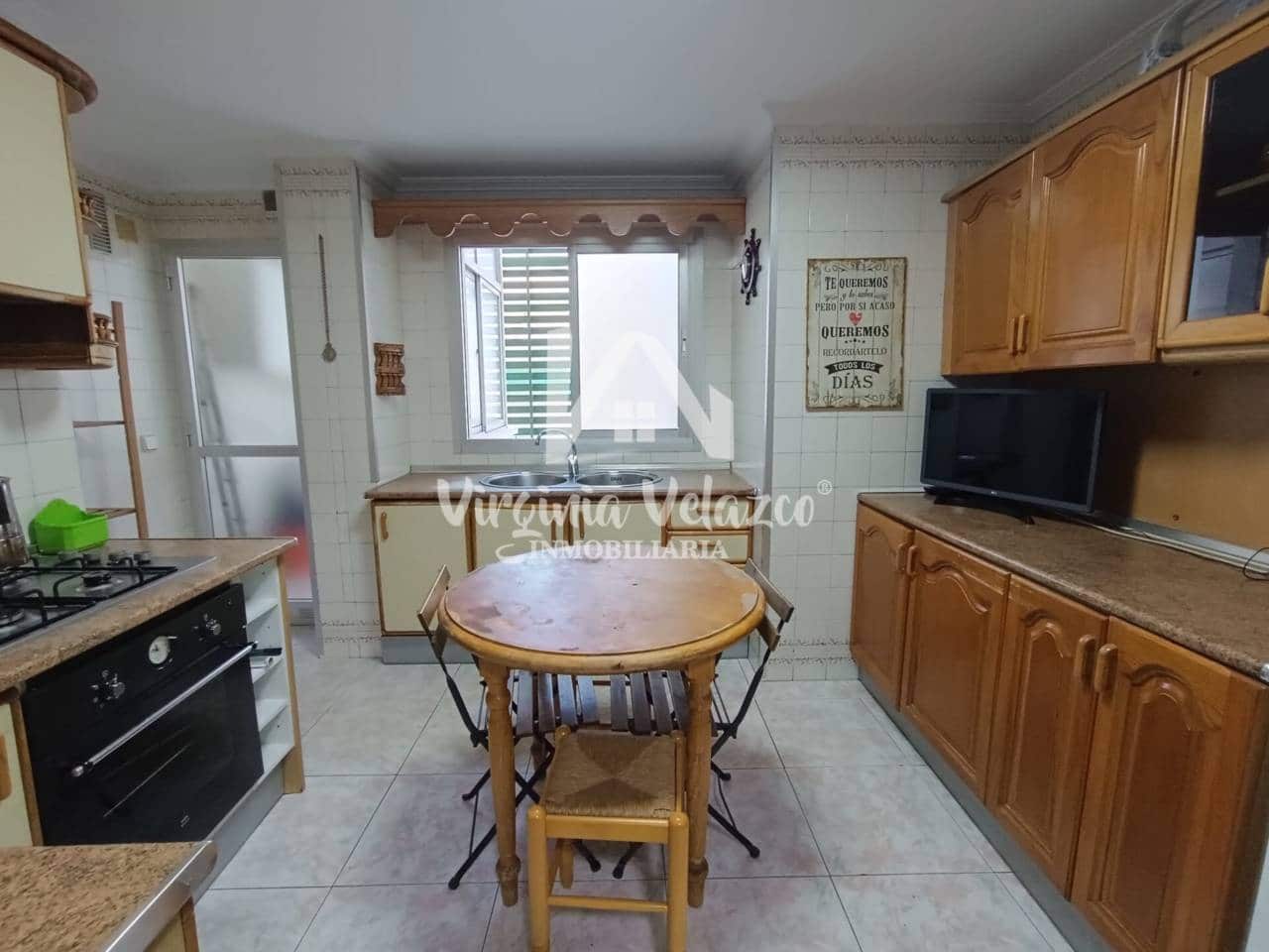 4 Zimmer Wohnung zu verkaufen in Malaga Stadt mit Garage - 410.000 € (Ref: 9478521)