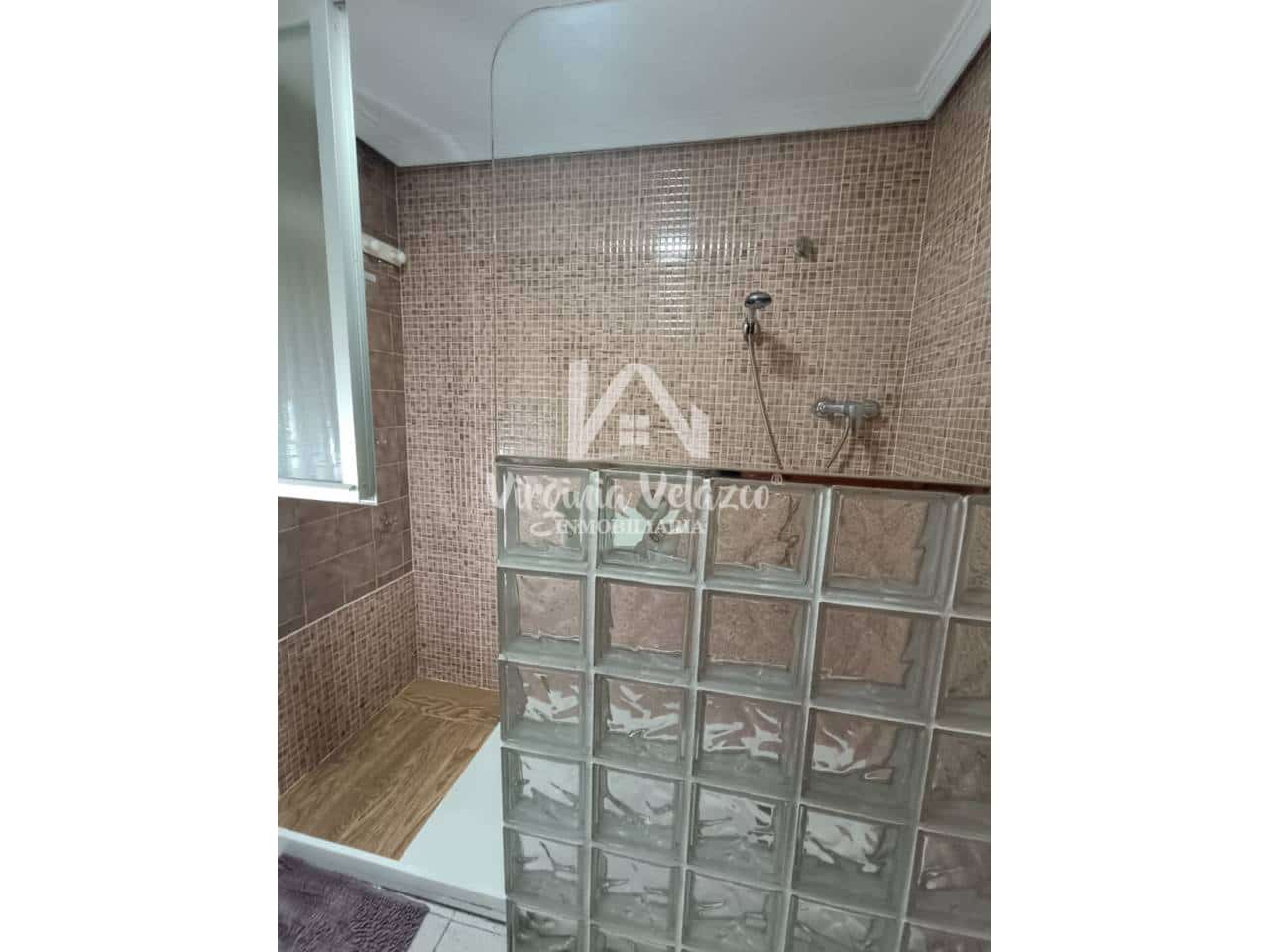 4 Zimmer Wohnung zu verkaufen in Malaga Stadt mit Garage - 410.000 € (Ref: 9478521)