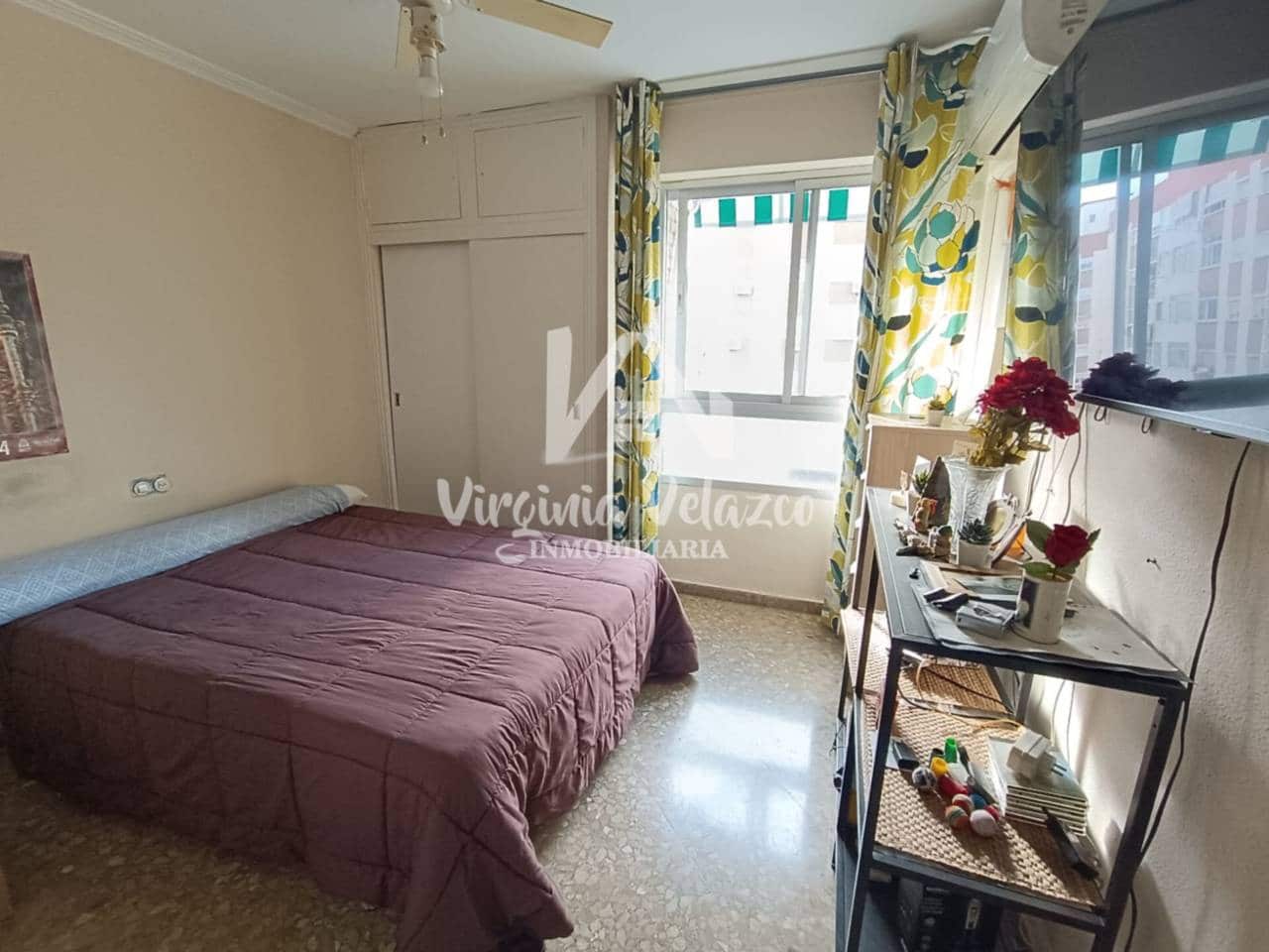 4 Zimmer Wohnung zu verkaufen in Malaga Stadt mit Garage - 410.000 € (Ref: 9478521)