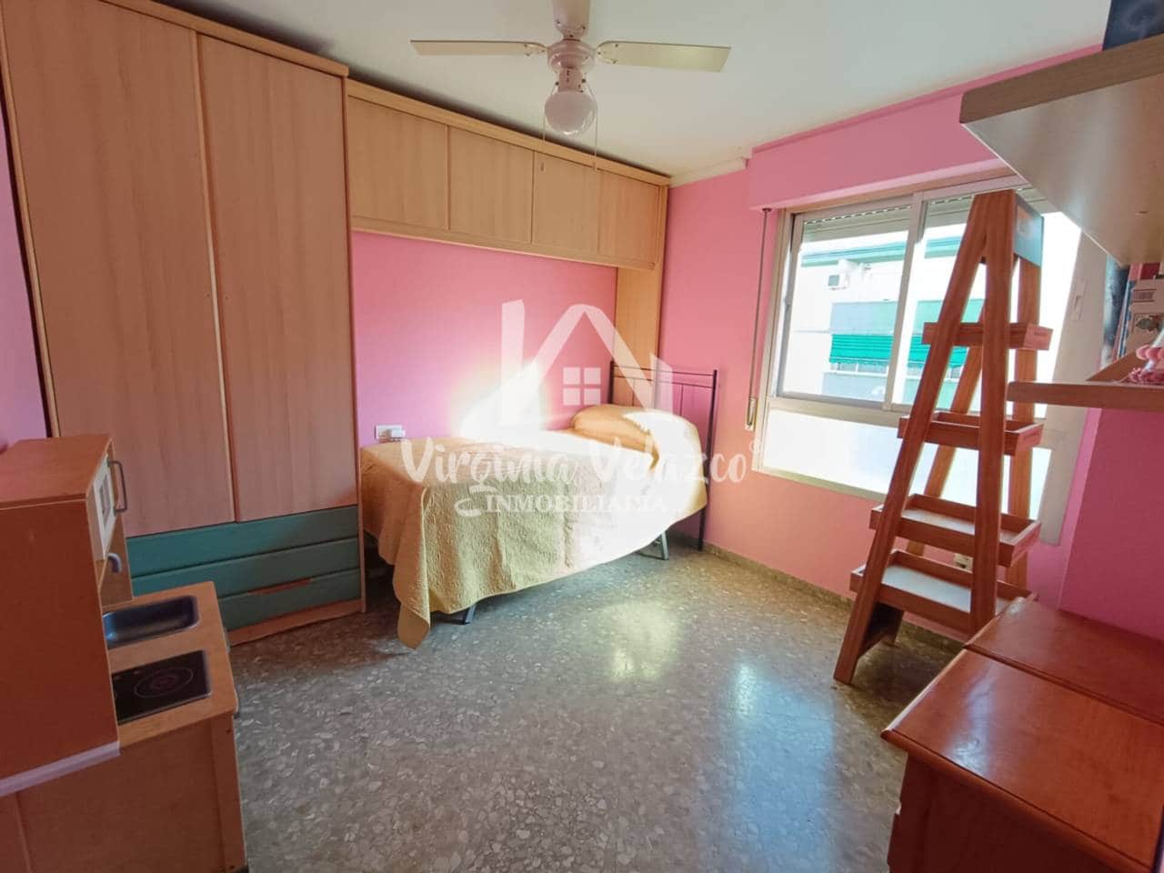 4 Zimmer Wohnung zu verkaufen in Malaga Stadt mit Garage - 410.000 € (Ref: 9478521)