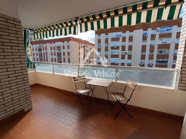 4 Zimmer Wohnung zu verkaufen in Málaga Stadt mit Garage - 410.000 € (Ref: 9478521)