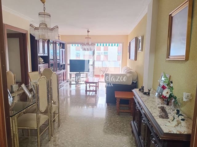 4 Zimmer Wohnung zu verkaufen in Málaga Stadt mit Garage - 410.000 € (Ref: 9478521)