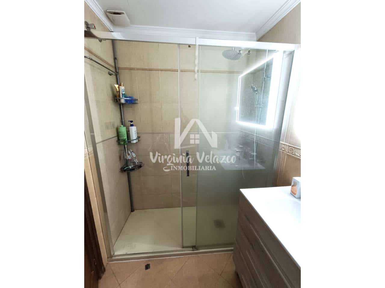 Piso de 3 habitaciones en Málaga ciudad en venta - 450.000 € (Ref: 9498014)