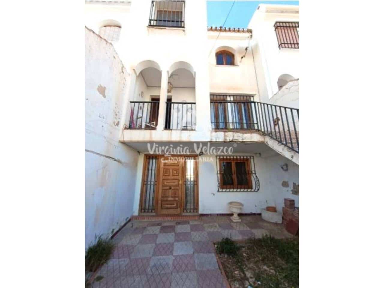 4 soveværelse Rækkehus til salg i Rincon de la Victoria med swimmingpool garage - € 360.000 (Ref: 9689937)