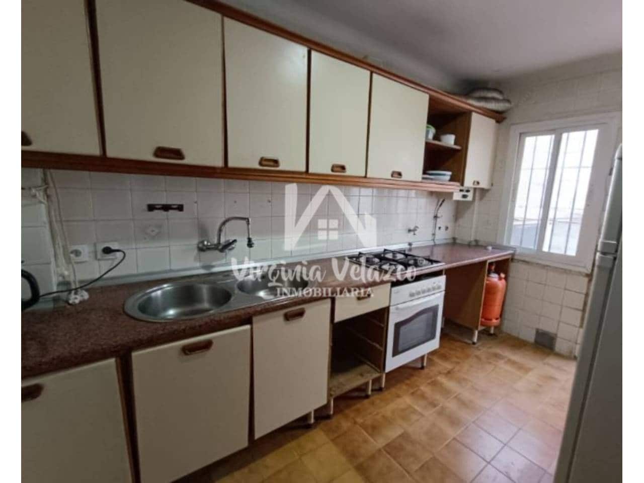 4 soveværelse Rækkehus til salg i Rincon de la Victoria med swimmingpool garage - € 360.000 (Ref: 9689937)