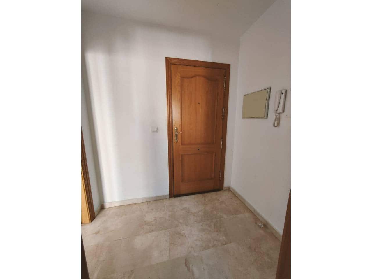 3 quarto Apartamento para arrendar em Malaga cidade - 1 400 € (Ref: 9714385)